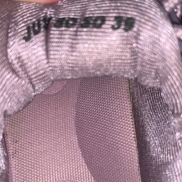 WONESION JUST SO SO SIZE 9.5 ATHLETIC SHOES - Picture 7 of 11